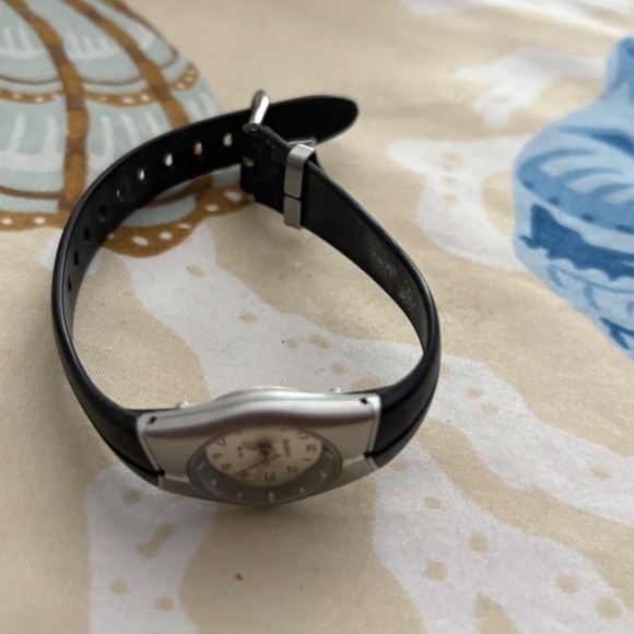 Pre-owned ARMITRON SLIM SPORTS WATCH 25/6355 - NEW BATTERY - WORKS - Picture 10 of 14